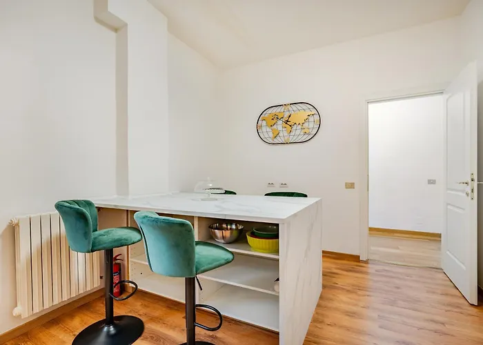 Ampio Di Design Nel Cuore Di דירה *